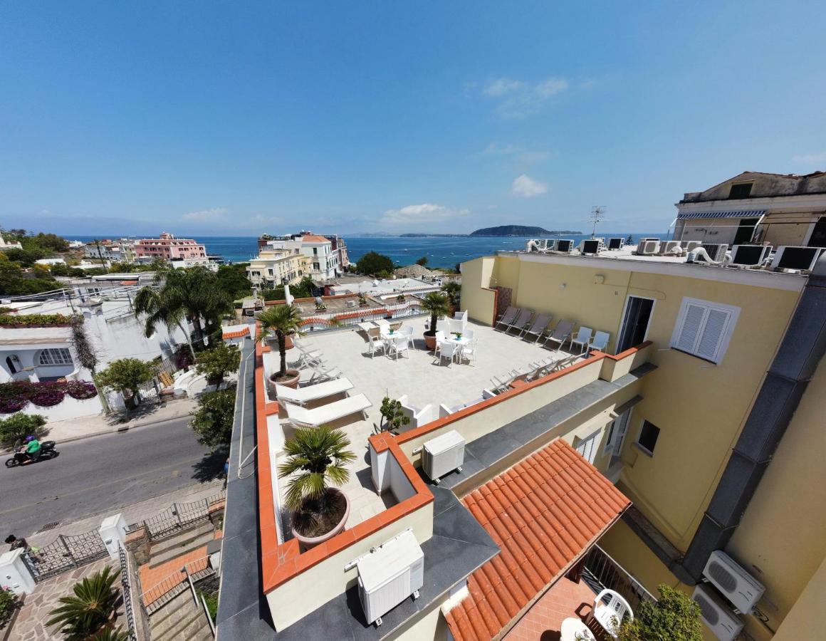Hotel Noris Ίσκια Εξωτερικό φωτογραφία