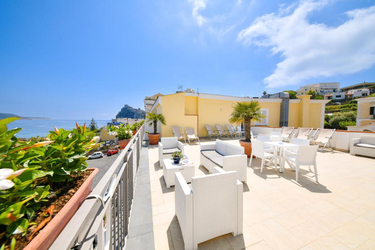 Hotel Noris Ίσκια Εξωτερικό φωτογραφία